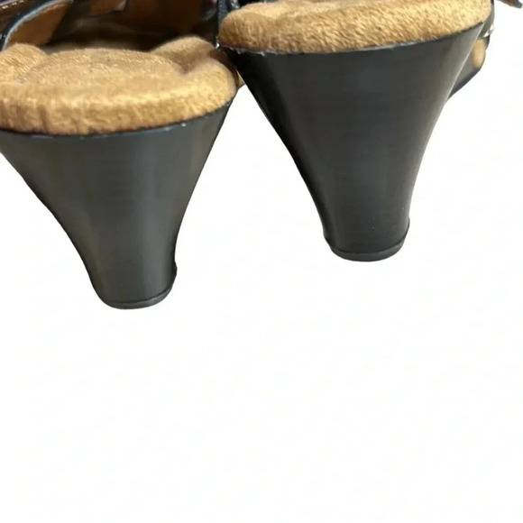 NATURALIZER shoes,woman size 9.5M.  Sandals,Black patent,wedge sandals,NEW,comfy - Picture 5 of 13